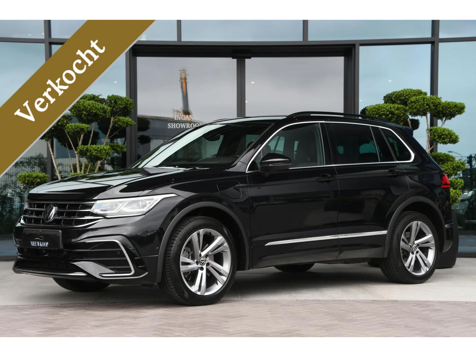 Volkswagen Tiguan (2022) — foto 1