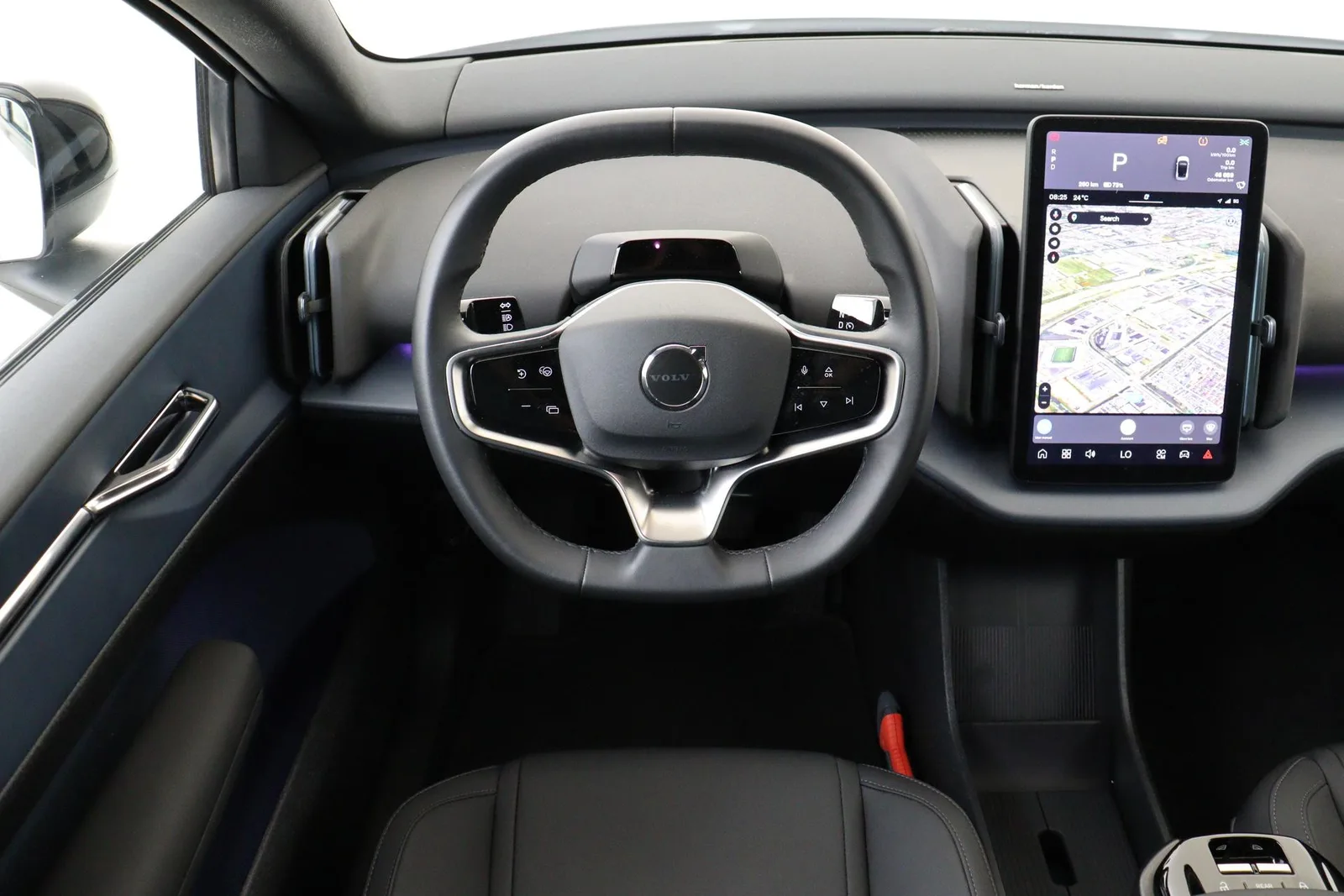 Volvo EX30 (2025) — foto 1