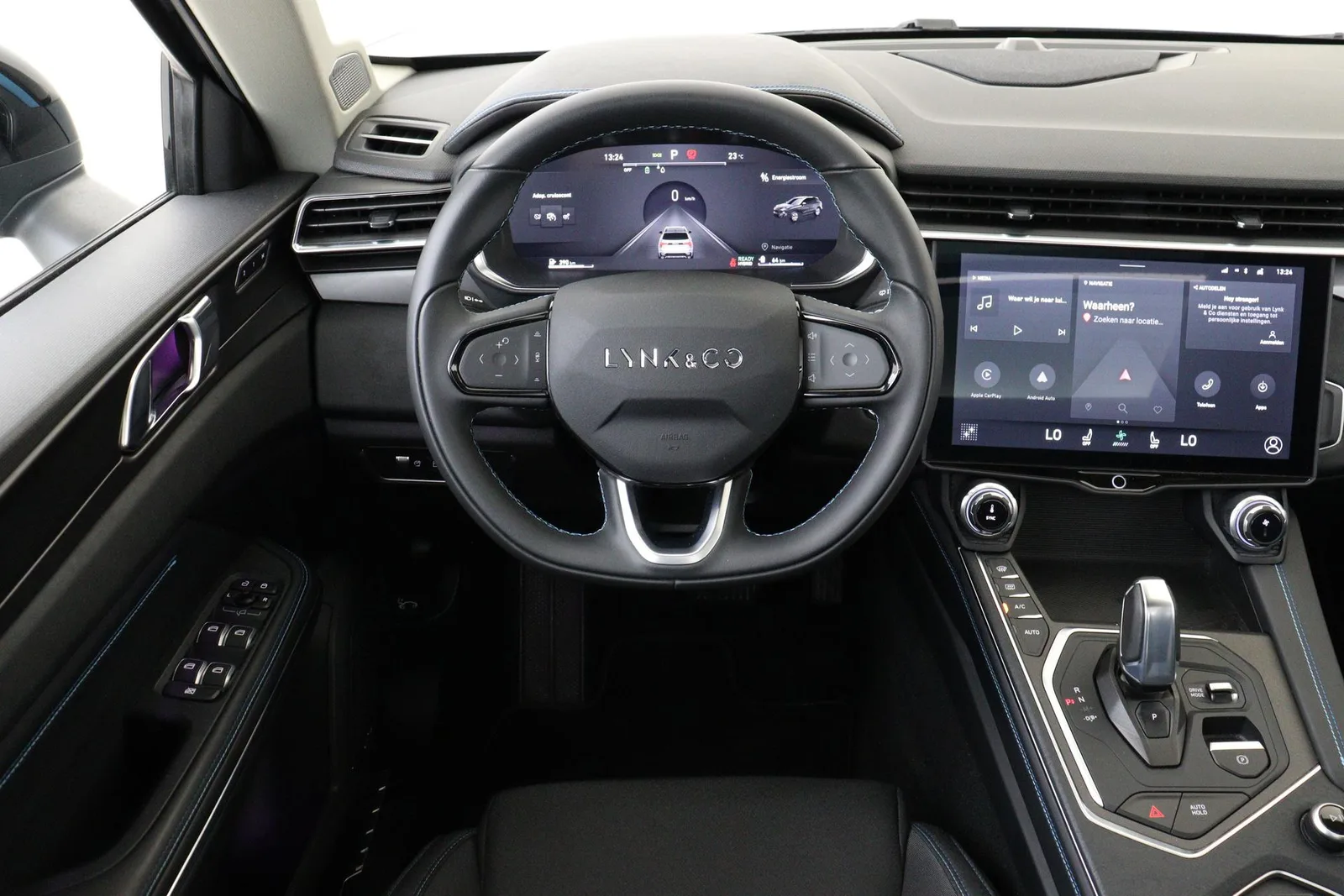 Lynk & Co 01 (2023) — foto 1