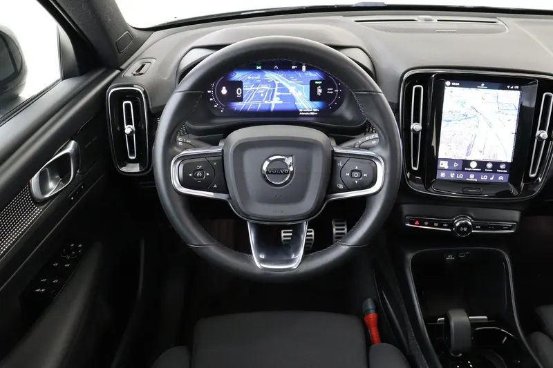 Volvo XC40 (2021)