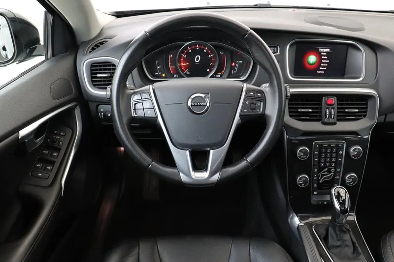 Volvo V40 (2019)
