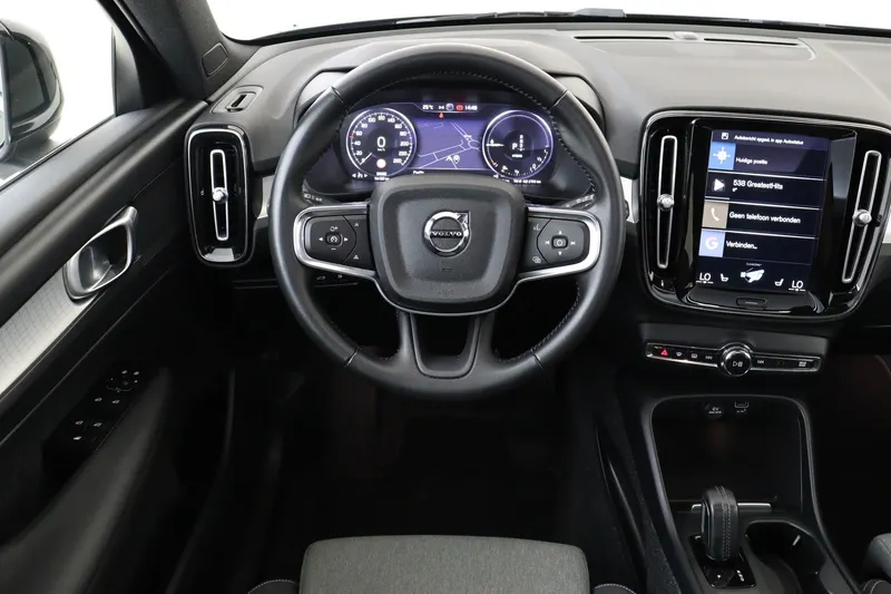 Volvo XC40 (2021)
