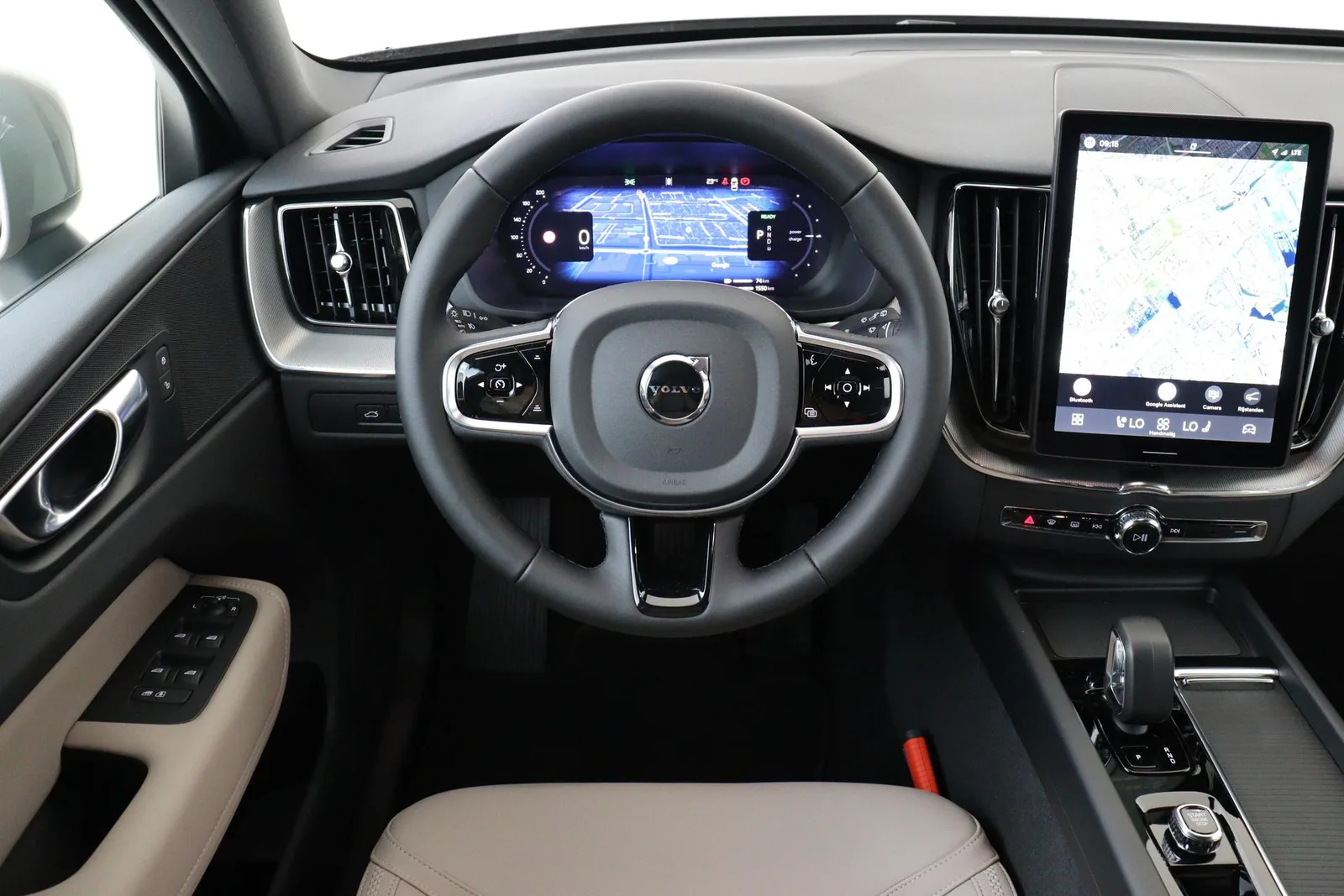 Volvo XC60 (2026) — foto 1