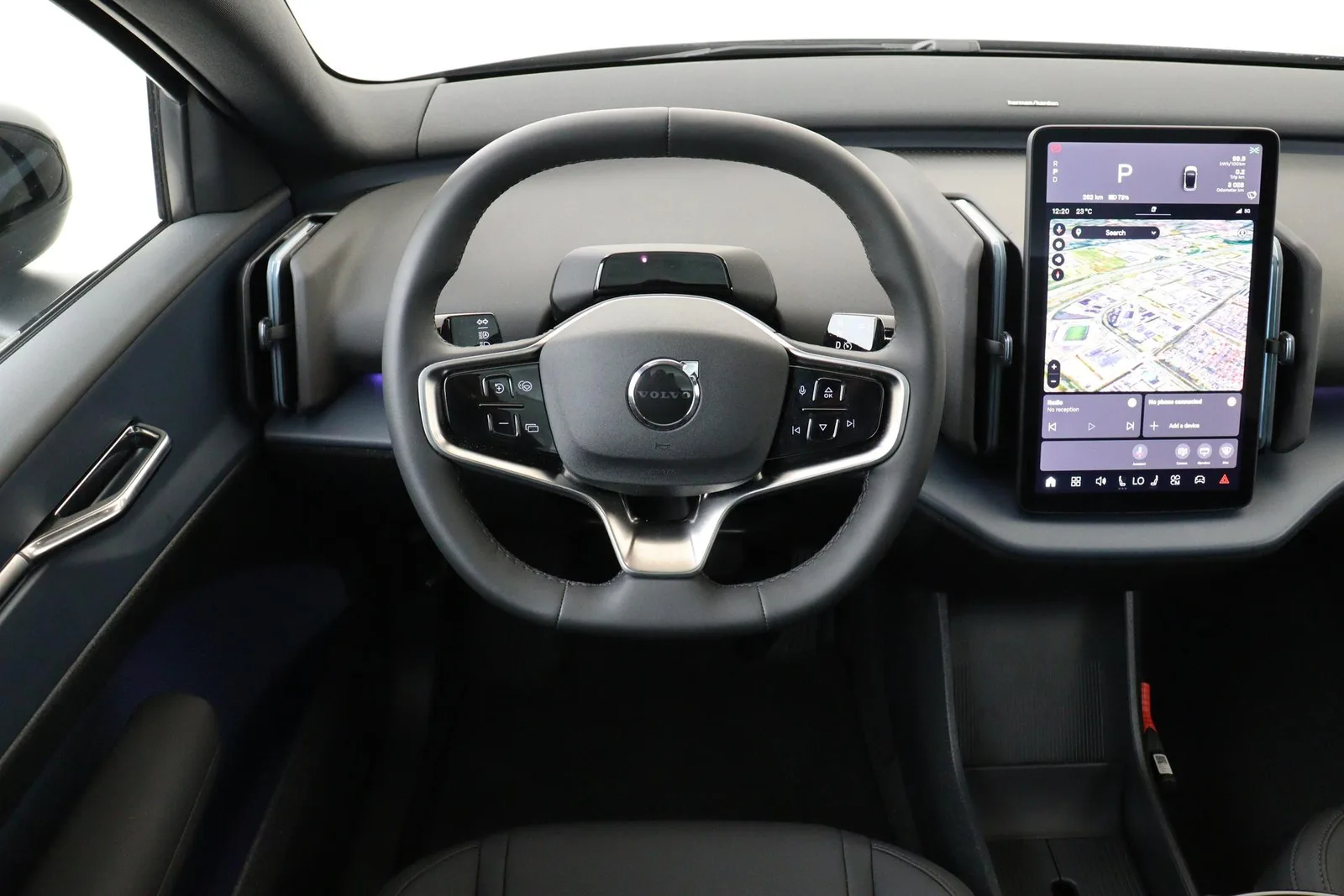 Volvo EX30 (2026) — foto 1