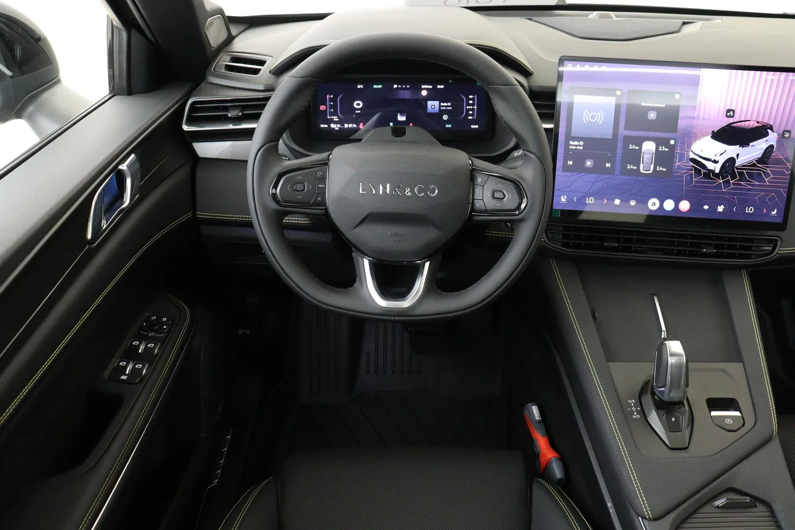 Lynk & Co 01 (2025) — foto 1