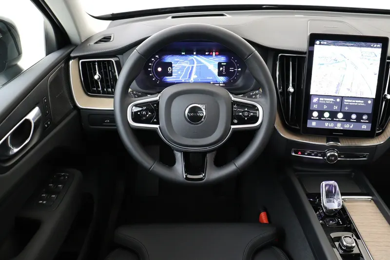 Volvo XC60 (2026)