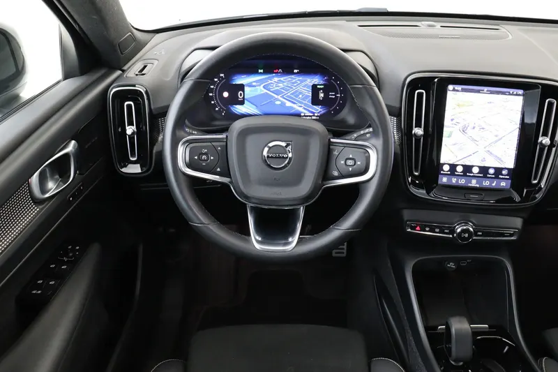 Volvo XC40 (2021)