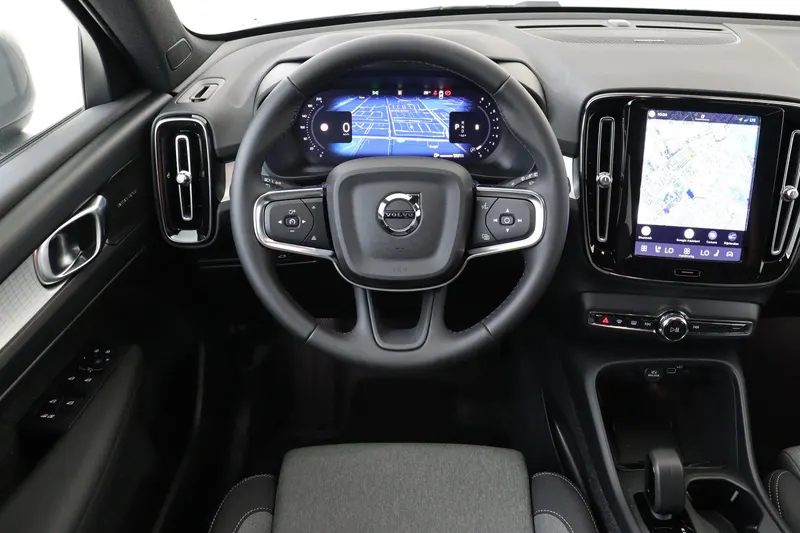 Volvo XC40 (2026)