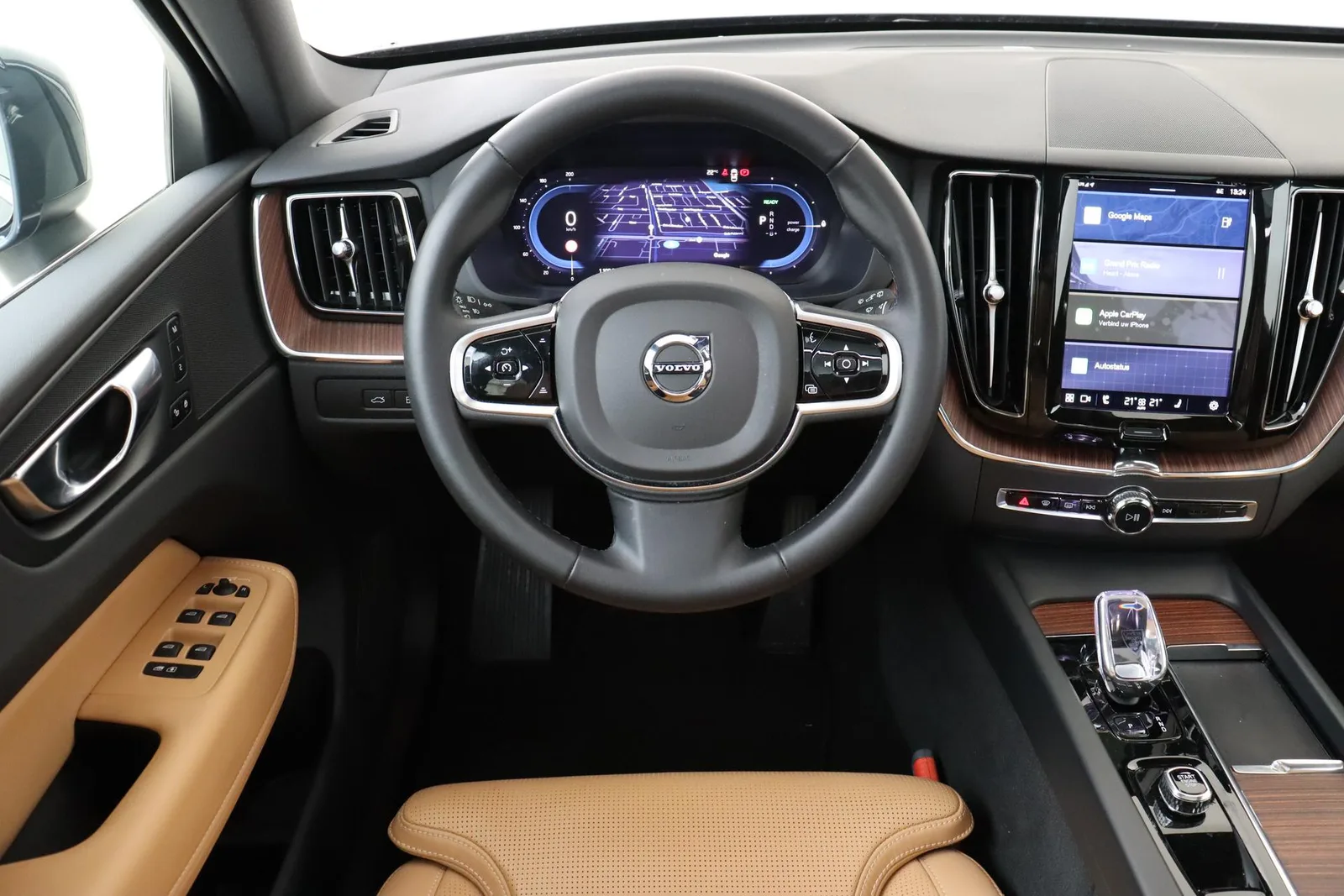 Volvo XC60 (2023) — foto 1