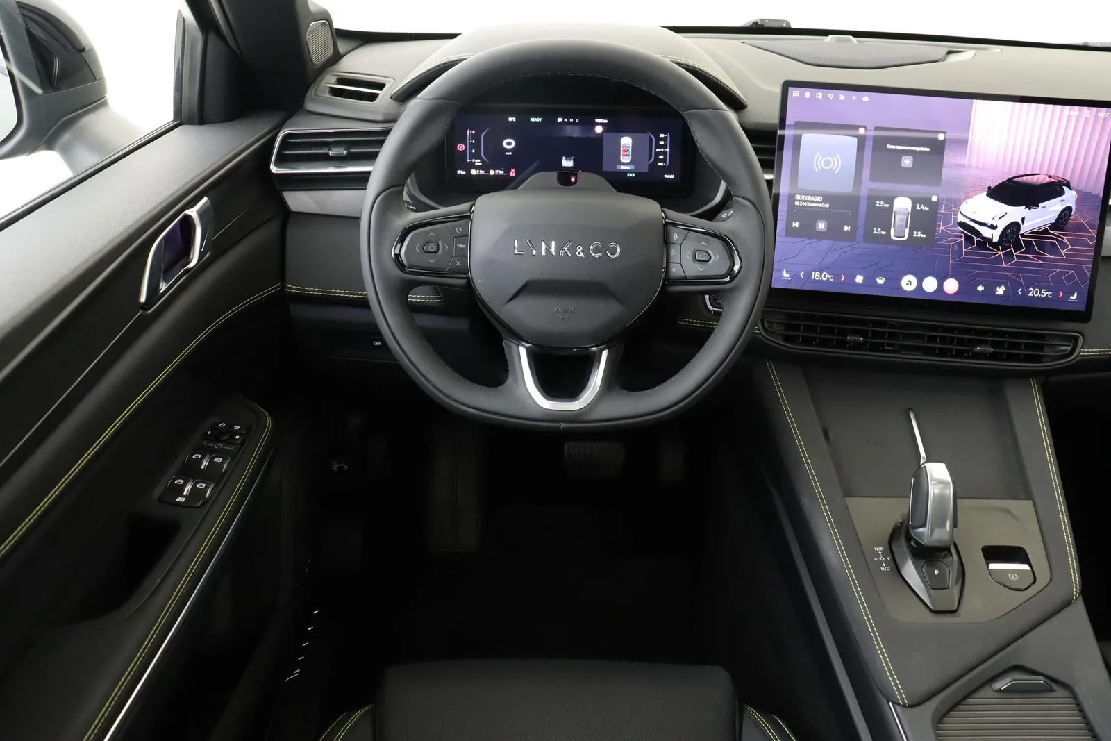 Lynk & Co 01 (2024) — foto 1