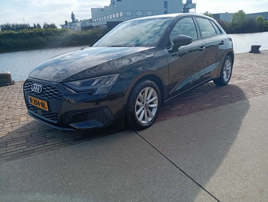 Audi A3 (2021) — foto 1