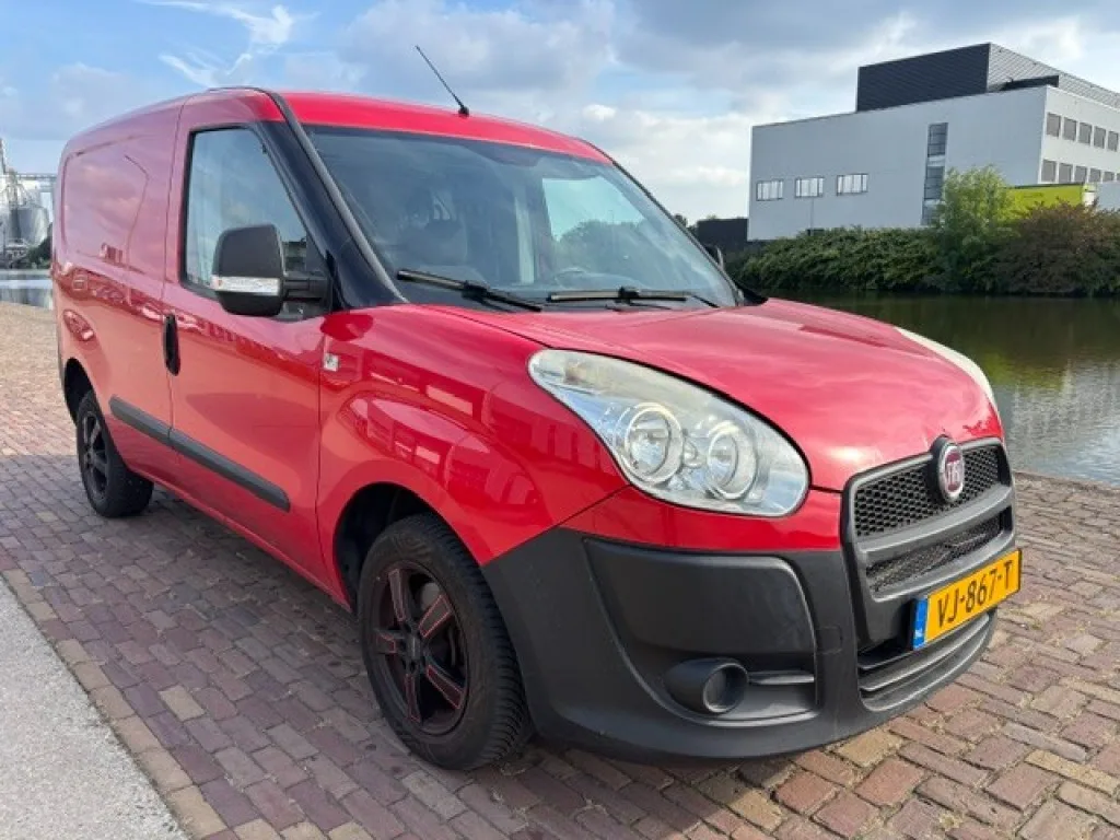 Fiat Doblò Cargo (2014) — foto 1