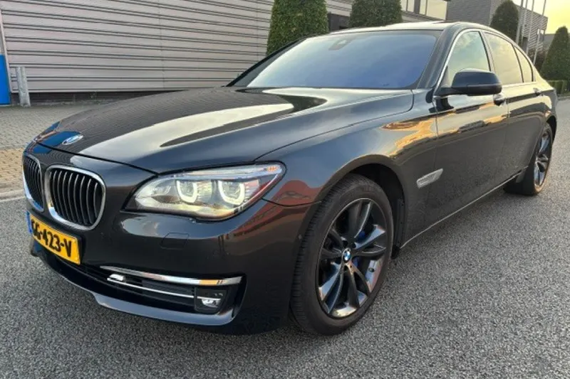 BMW 7-Serie (2015)