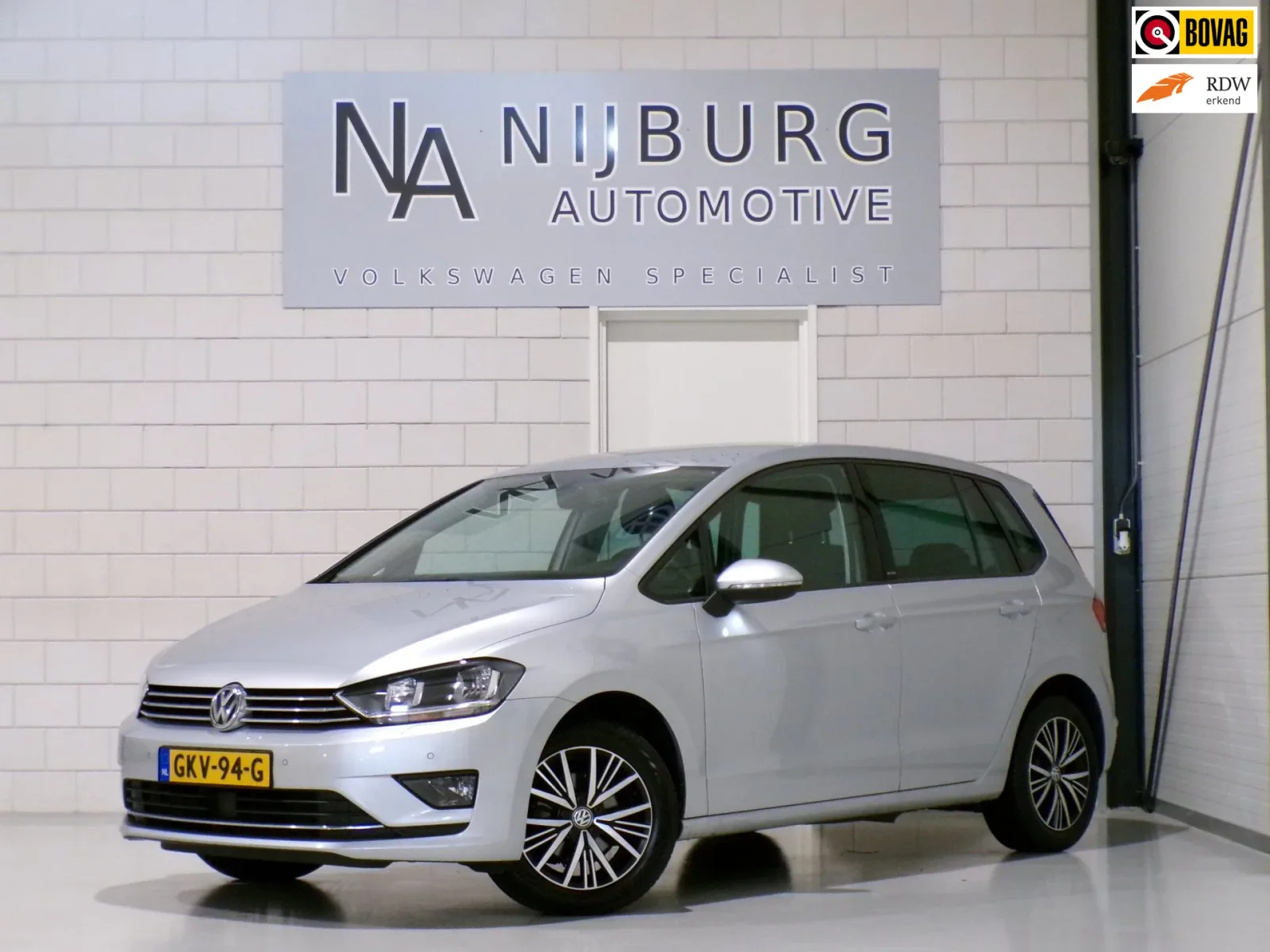 Volkswagen Golf Sportsvan (2016) — foto 1