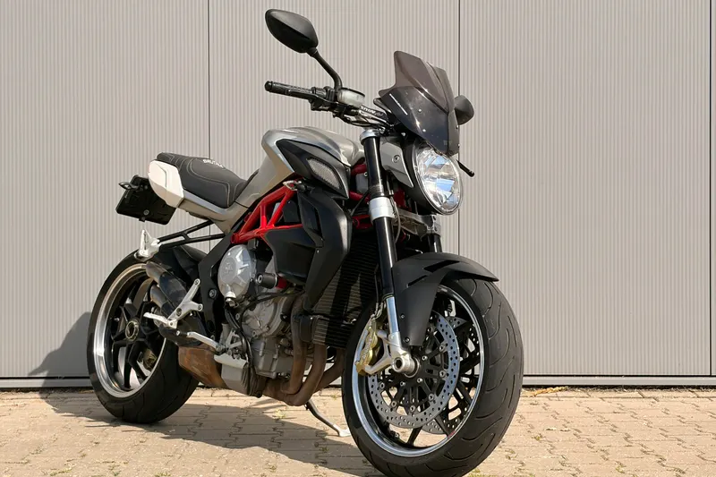 MV Agusta MV Agusta 800 EASS (2013)