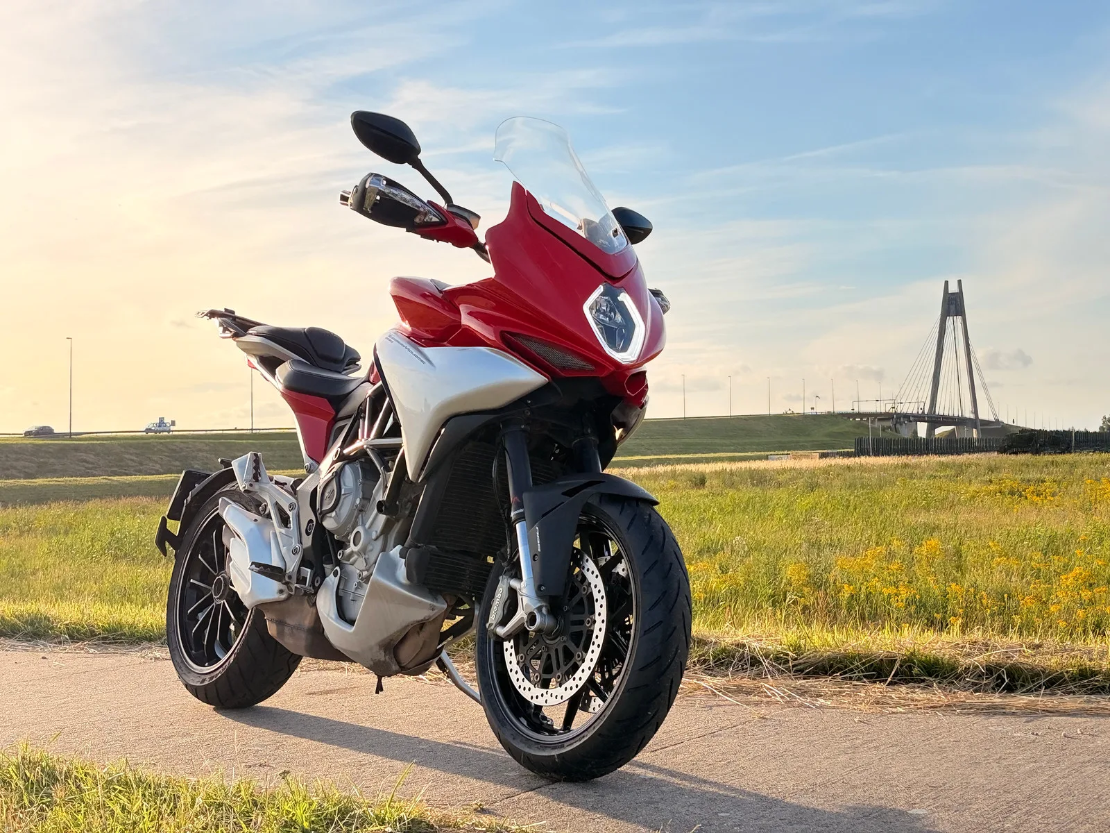MV Agusta Turismo Veloce 800 (2015) — foto 1
