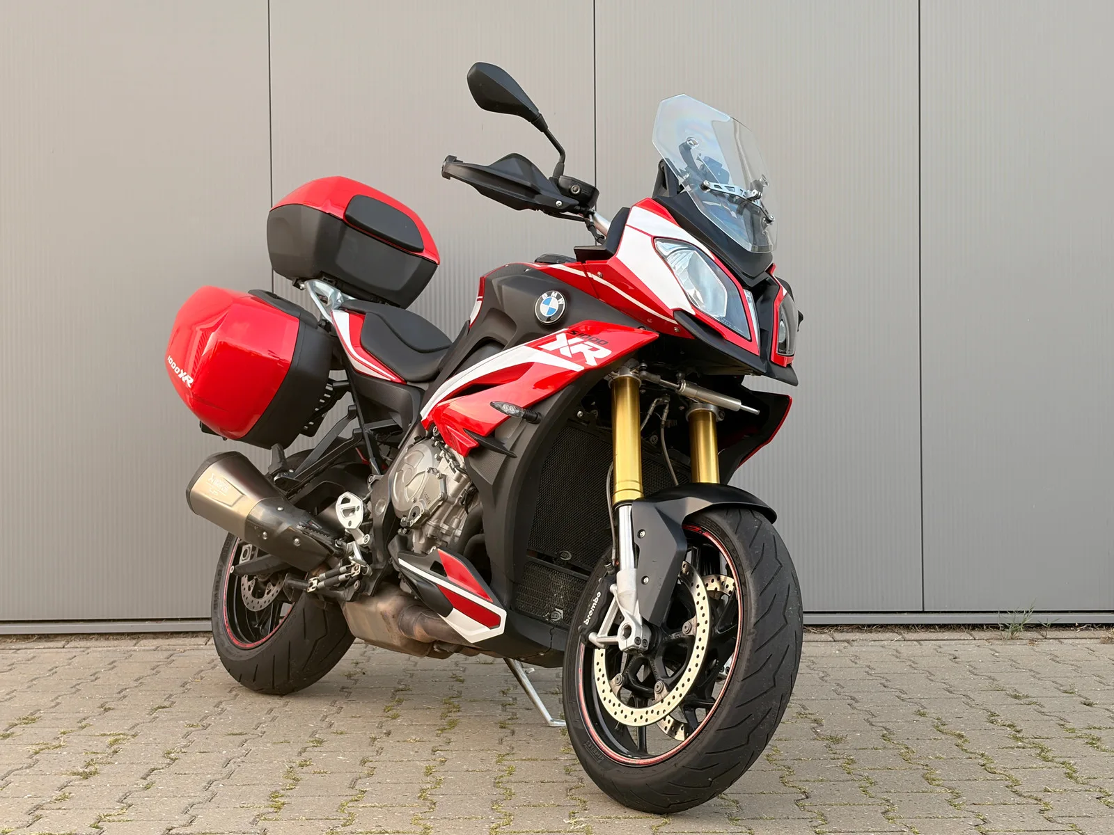 BMW S 1000 XR (2016) — foto 1
