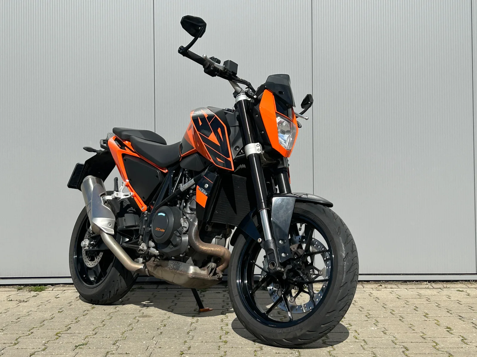 KTM 690 Duke (2017) — foto 1