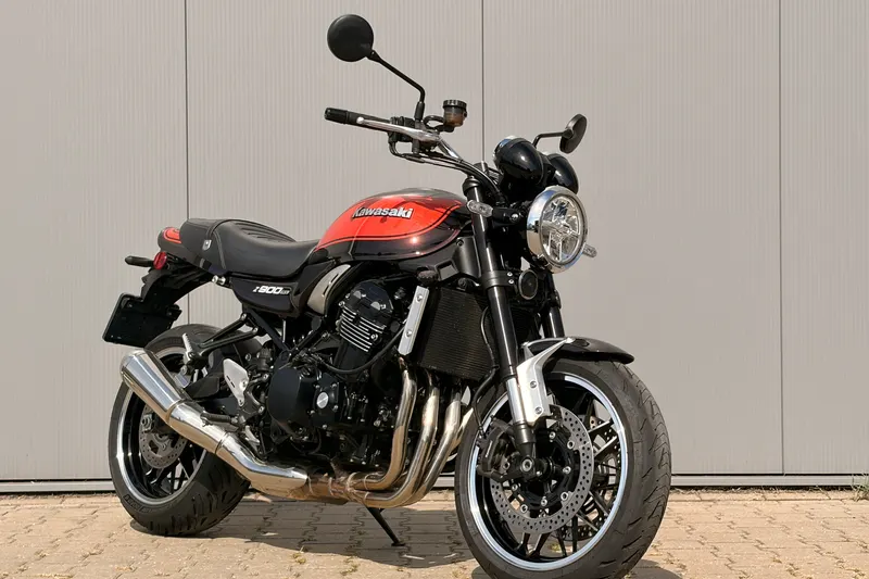 Kawasaki Z900RS (2019)