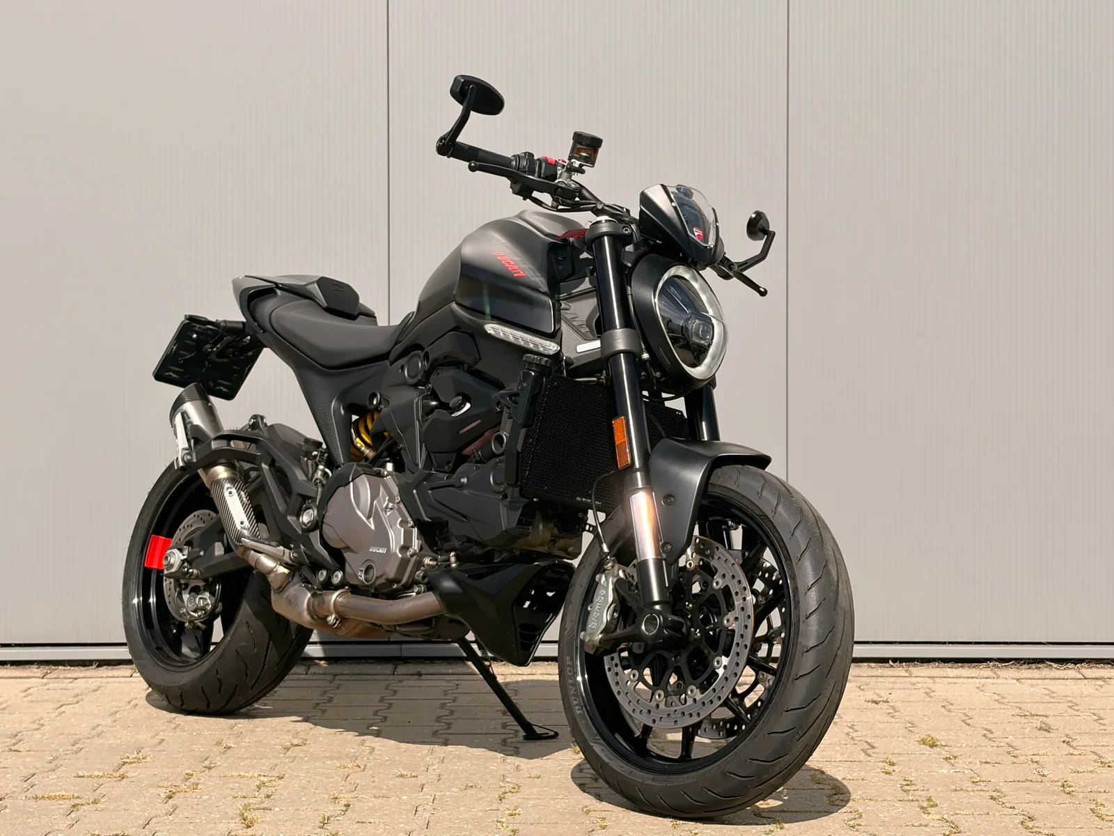 Ducati Monster 937 (2021) — foto 1