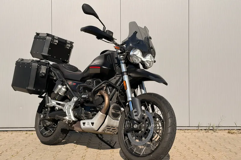 Moto Guzzi V 85 TT (2023)
