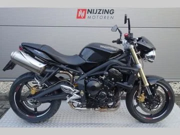 Triumph Street Triple (2010) — foto 1