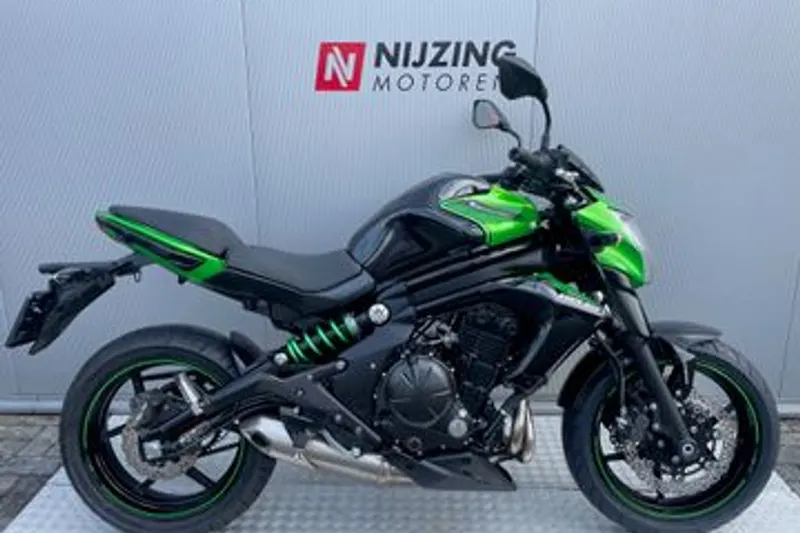 Kawasaki ER-6n (2016)