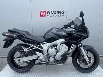 Yamaha FZ6 Fazer (2007) — foto 1