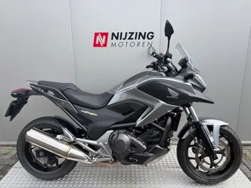 Honda NC750X (2015) — foto 1