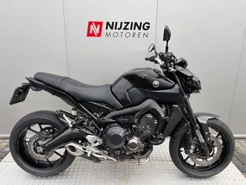 Yamaha MT-09 (2017) — foto 1
