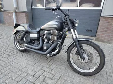 Harley-Davidson Dyna Street BOB (2007) — foto 1