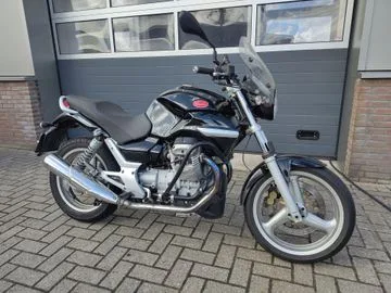 Moto Guzzi Breva 750 (2008) — foto 1