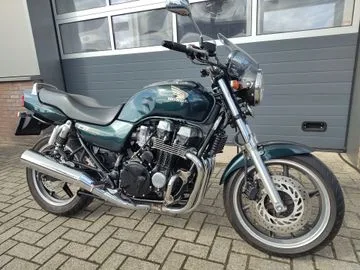 Honda CB 750 Seven Fifty (1999) — foto 1