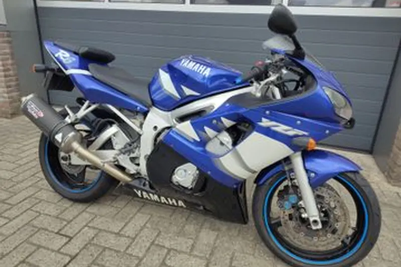 Yamaha YZF-R6 (2001)