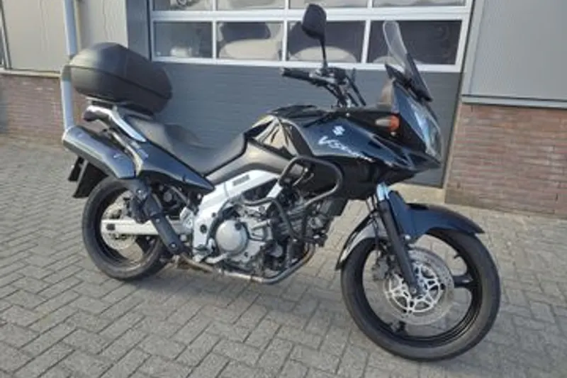 Suzuki V-Strom 650 (2004)