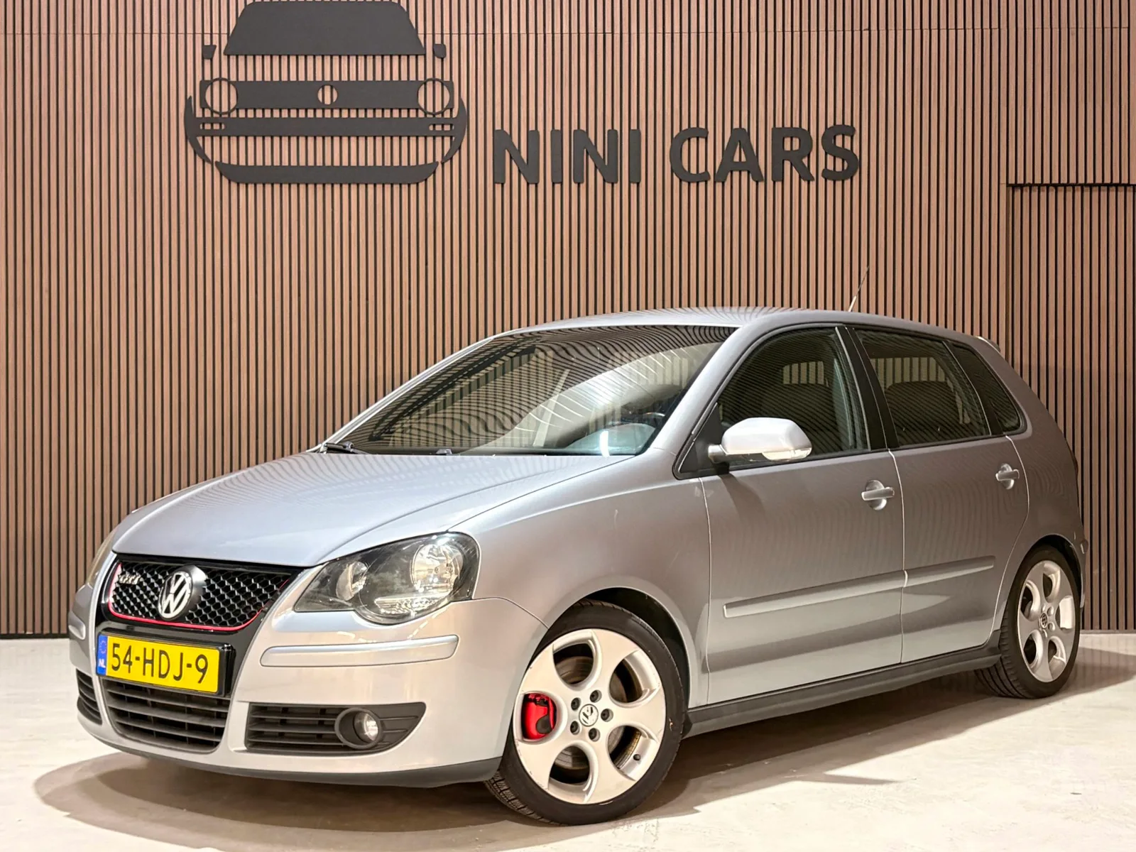 Volkswagen Polo (2008) — foto 1