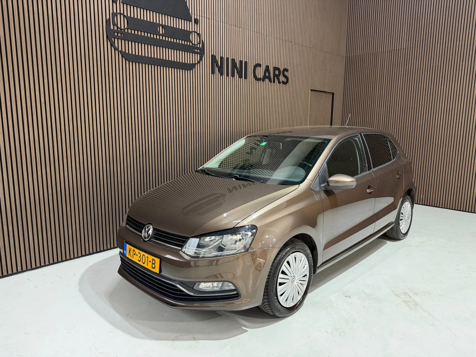 Volkswagen Polo (2014) — foto 1