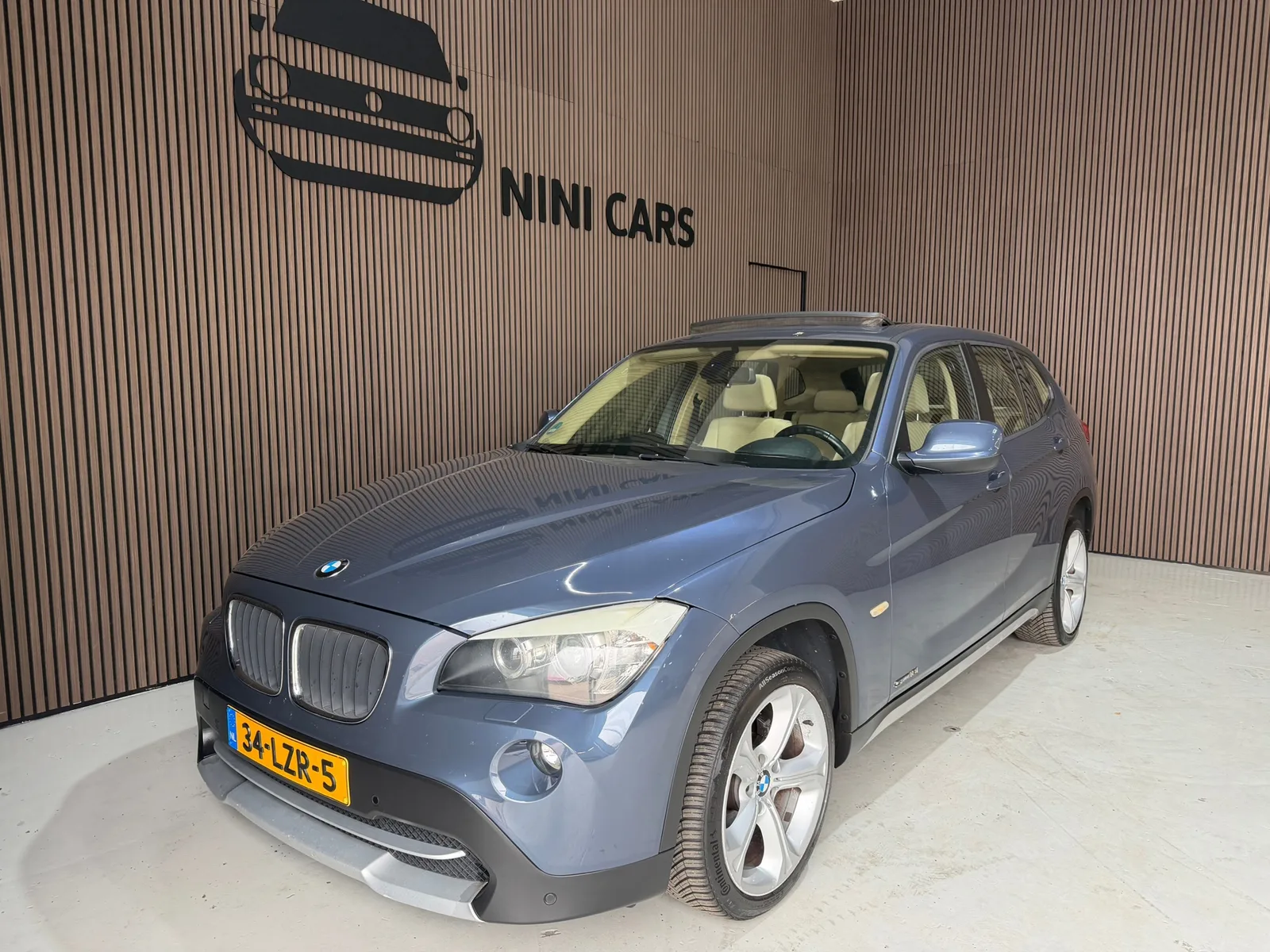 BMW X1 (2010) — foto 1