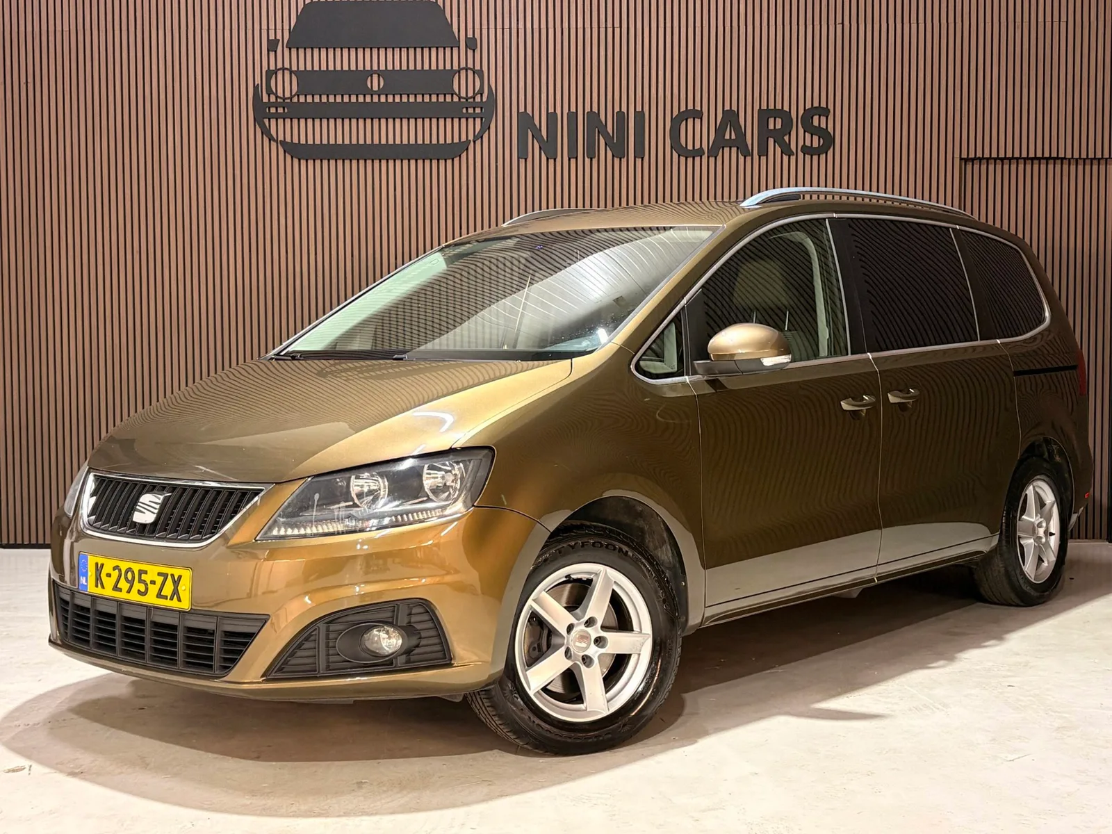 SEAT Alhambra (2011) — foto 1