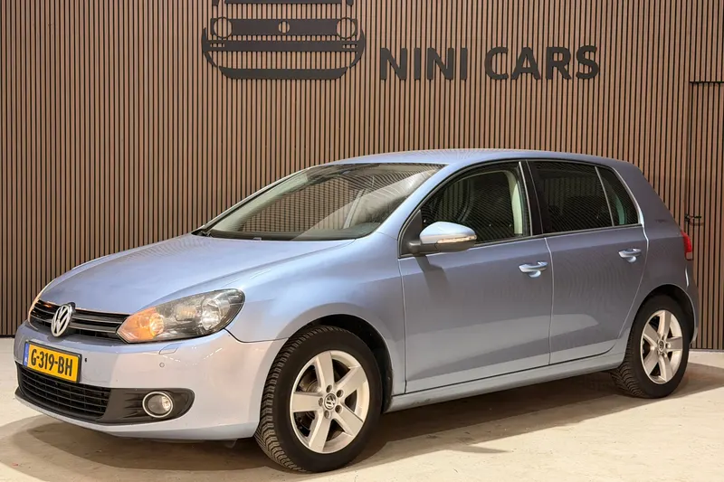Volkswagen Golf (2010)