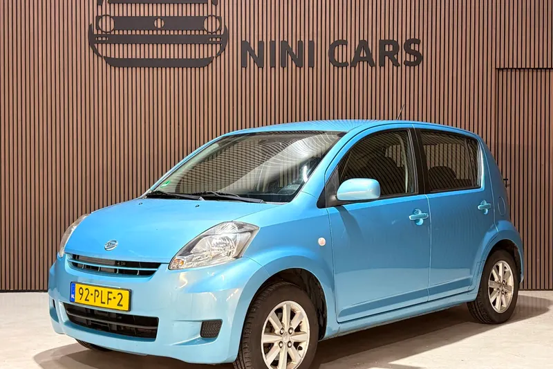 Daihatsu Sirion (2010)