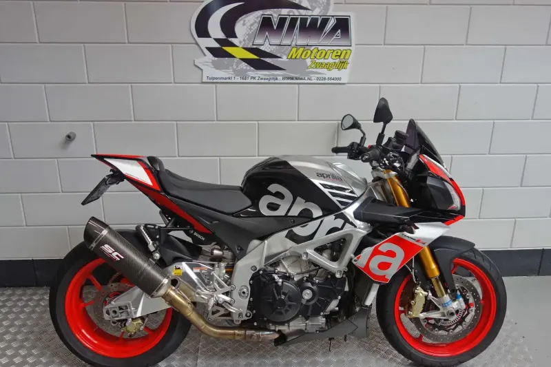 Aprilia Tuono V4 1100 (2016)
