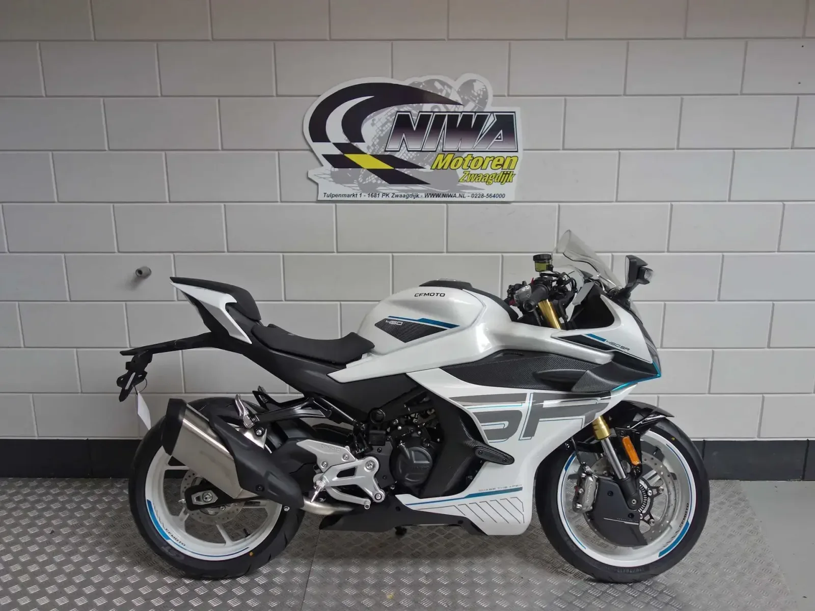 CFMoto 450 SR (2026) — foto 1