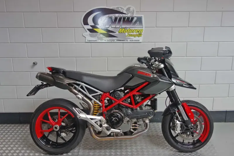 Ducati Hypermotard 1100 EVO (2012)