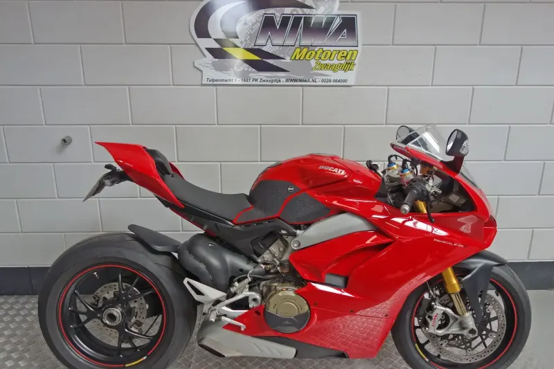Ducati Panigale V4S (2017)