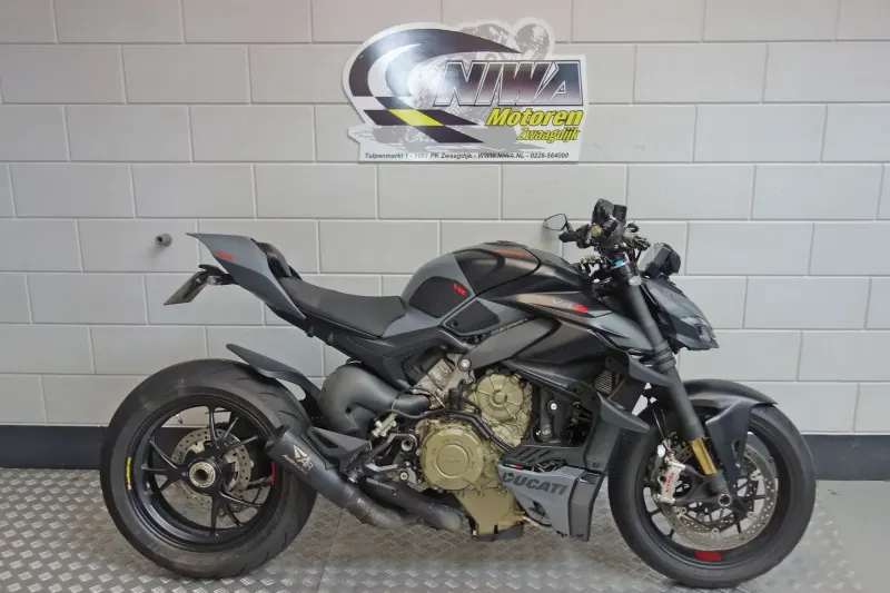 Ducati Streetfighter V4S (2024)