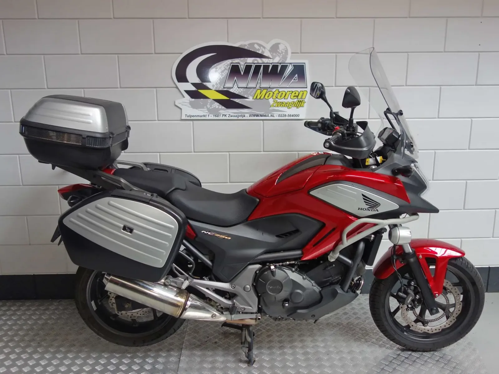 Honda NC 750 750X (2015) — foto 1