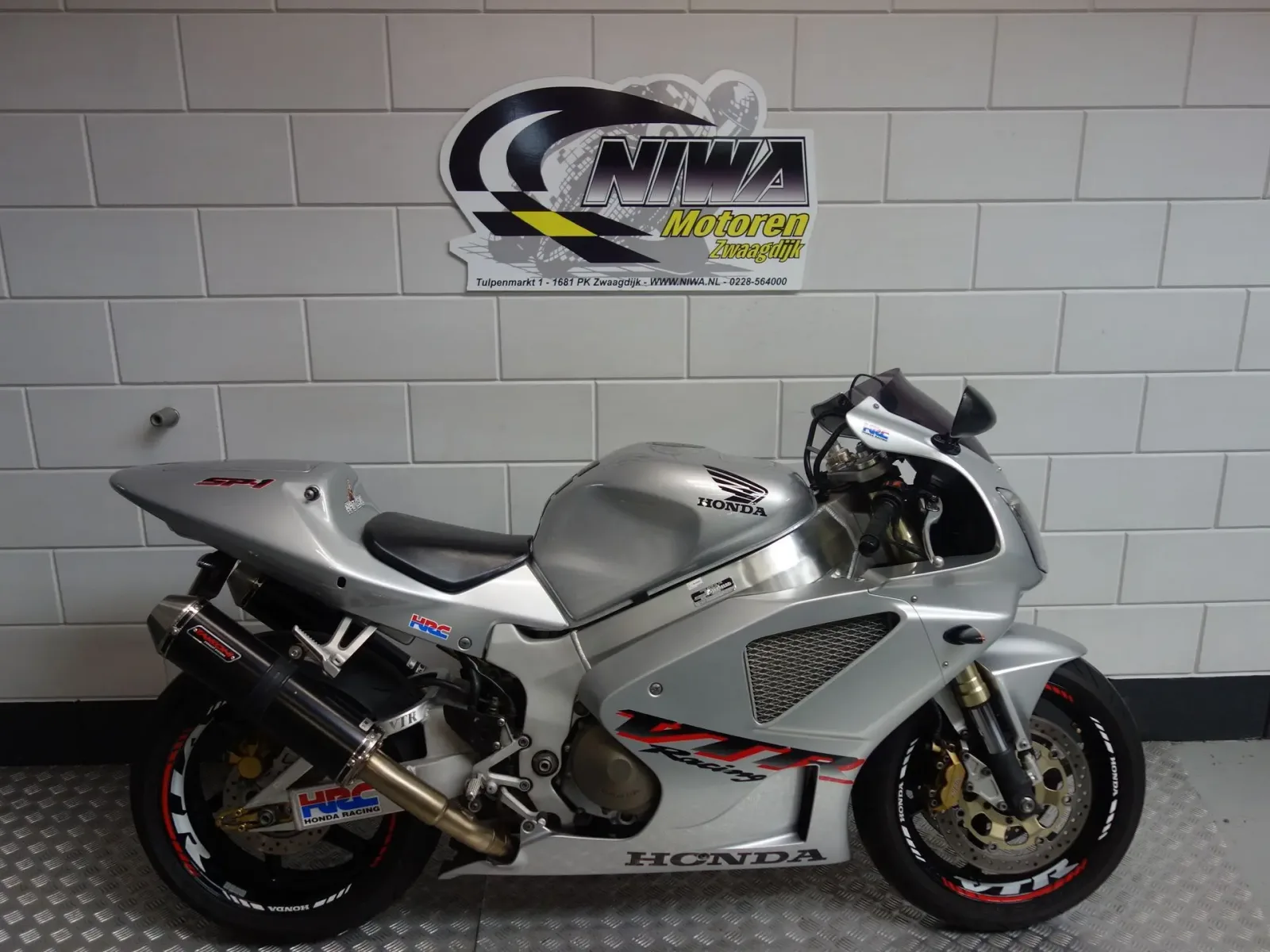 Honda VTR 1000SP Sp-1 (2003) — foto 1