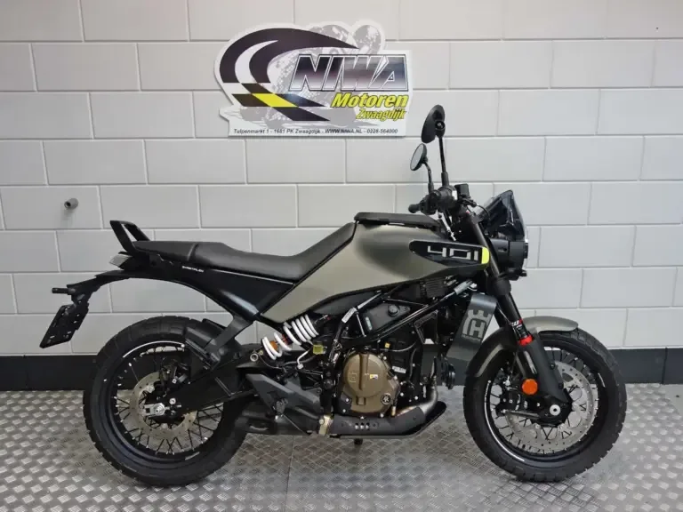 Husqvarna Svartpilen 401 (2025) — foto 1