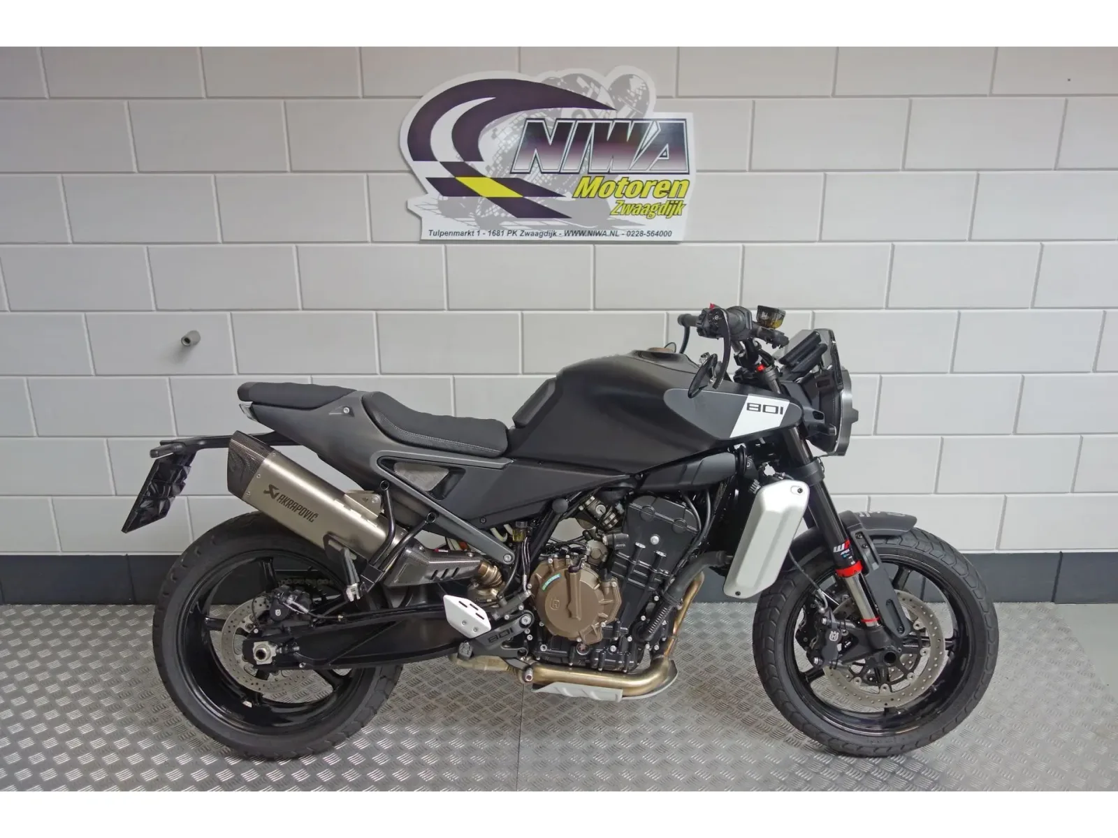 Husqvarna Svartpilen 801 (2026) — foto 1